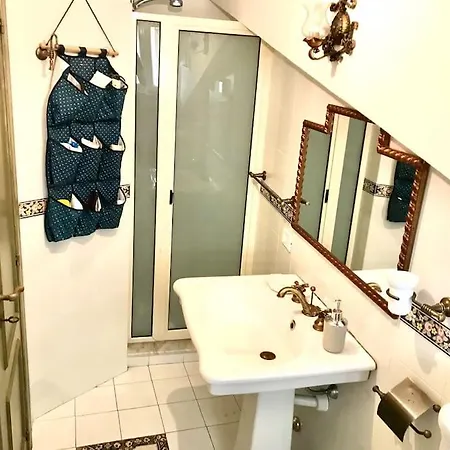 A Due Passi Dal Teatro アパート *